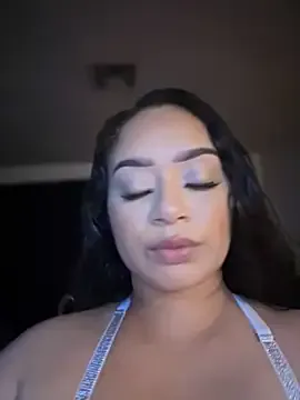 KinkyCorina – webcam model profile photo Image 17