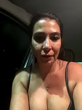 CarleeVelvet – webcam model profile photo Image 6