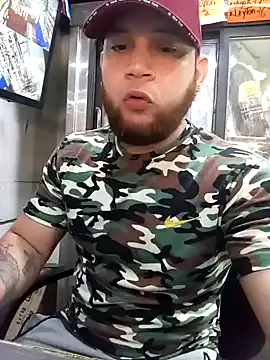 LoisLayne – webcam model profile photo Image 2