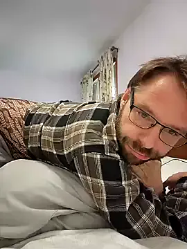 BustyBrunette44 – webcam model profile photo Image 13