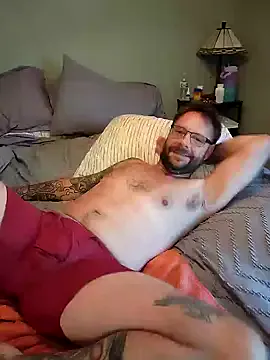 BustyBrunette44 – webcam model profile photo Image 4