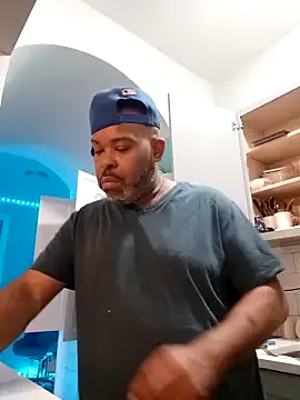 ChiRaqb8 – webcam model profile photo