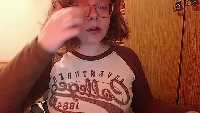 akamilasweetcm101 – webcam model profile photo Image 6