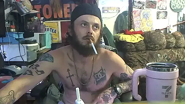 EddieDean – webcam model profile photo Image 11