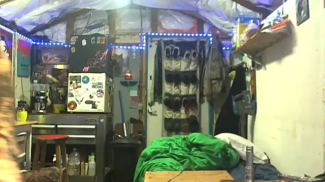 EddieDean – webcam model profile photo Image 16