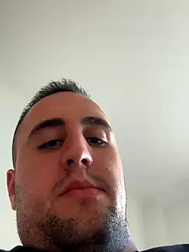 WinterMia – webcam model profile photo Image 14