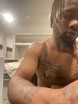 MilaMulan – webcam model profile photo Image 15