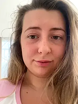 SexyMona – webcam model profile photo Image 14