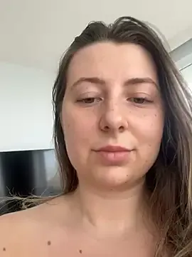 SexyMona – webcam model profile photo Image 2