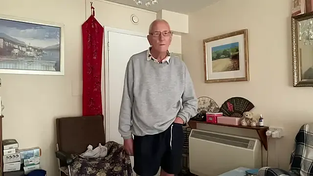 NinaMuller – webcam model profile photo Image 17