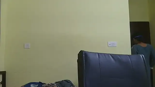 MeganEdwards – webcam model profile photo Image 6