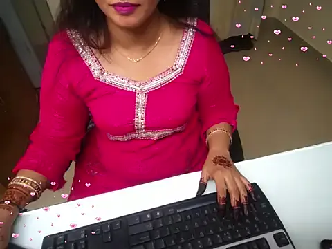 akamilasweetcm101 – webcam model profile photo Image 16