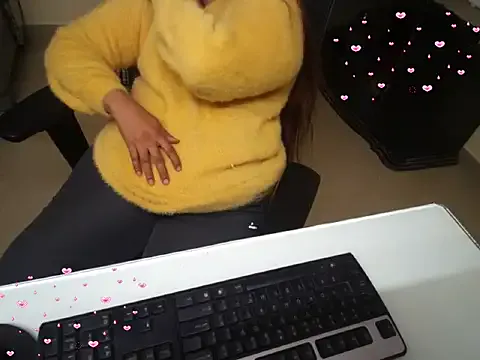 akamilasweetcm101 – webcam model profile photo Image 7