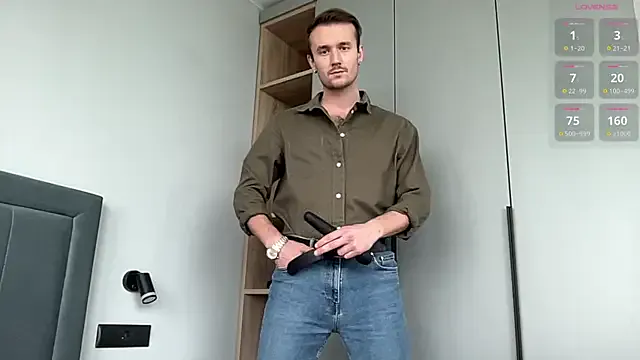 AmelieEdwards – webcam model profile photo Image 16