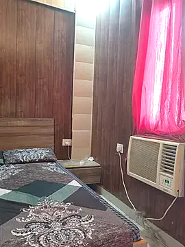 Spunstud webcam show Image 13