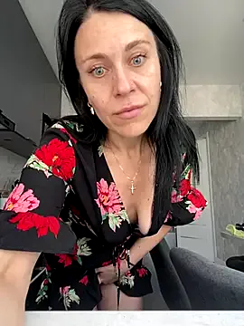 Doc524 – webcam model profile photo Image 15