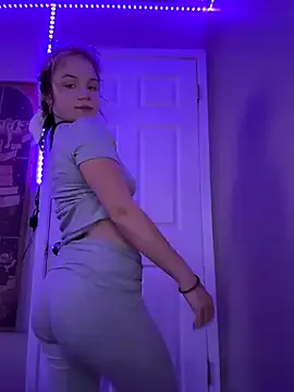 miamellycious – webcam model profile photo Image 18