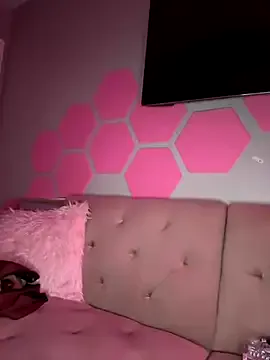 miamellycious – webcam model profile photo Image 3