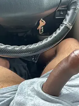 Dickandmuscle – webcam model profile photo Image 3