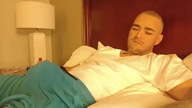 KateBae – webcam model profile photo Image 12