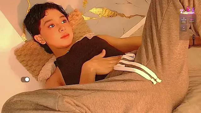 NinaMuller – webcam model profile photo Image 8