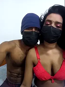 Badgirltorii – webcam model profile photo Image 11