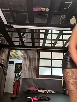 OceanFoxy – webcam model profile photo Image 19