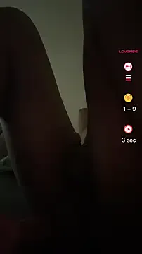 LolaBriink – webcam model profile photo Image 9