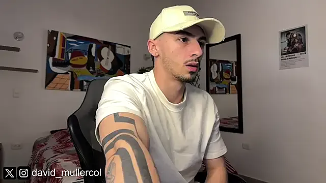 YU-KI00 webcam show Image 13