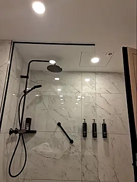 EmaMillers webcam show Image 17