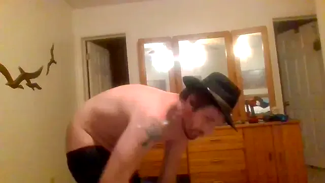 ChocolateNipples – webcam model profile photo Image 2