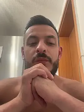 maxx_william – webcam model profile photo Image 3