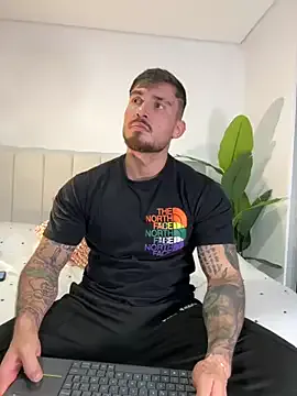 realroniraye – webcam model profile photo Image 7