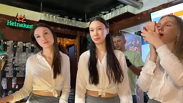 StellaEngland25 – webcam model profile photo Image 2