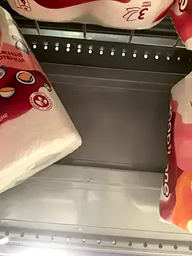 NOWA – webcam model profile photo Image 3