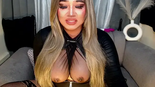 SaraHagem webcam show Image 12