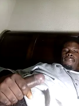 AmelieEdwards – webcam model profile photo Image 3