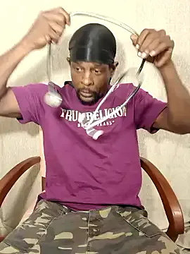 Latinadulcemami – webcam model profile photo Image 12