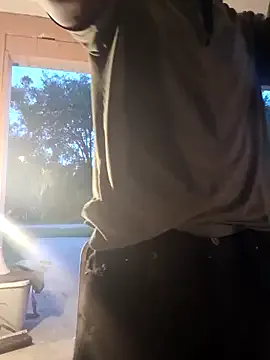 Latinadulcemami – webcam model profile photo Image 5