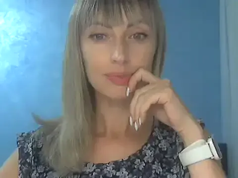 akamilasweetcm101 – webcam model profile photo Image 13