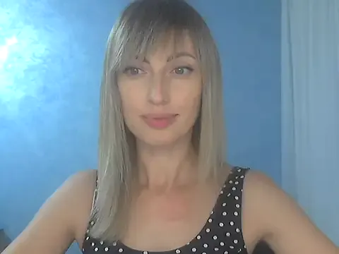 akamilasweetcm101 – webcam model profile photo Image 14