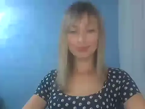 akamilasweetcm101 – webcam model profile photo Image 16