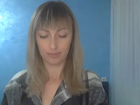 akamilasweetcm101 – webcam model profile photo Image 18