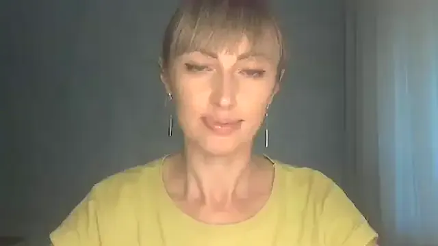 akamilasweetcm101 – webcam model profile photo Image 2