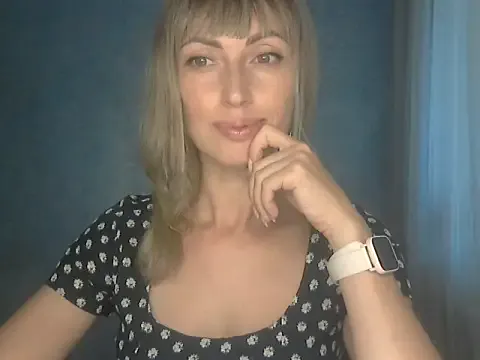 akamilasweetcm101 – webcam model profile photo Image 5