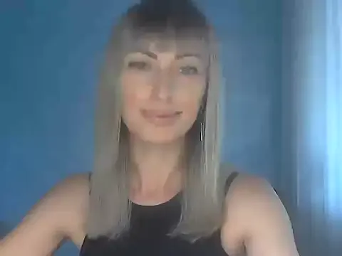 akamilasweetcm101 – webcam model profile photo Image 9