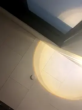 akamilasweetcm101 – webcam model profile photo Image 6