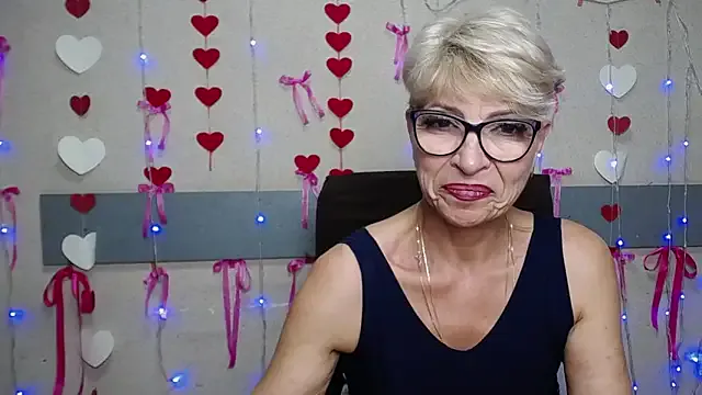 akamilasweetcm101 – webcam model profile photo Image 8