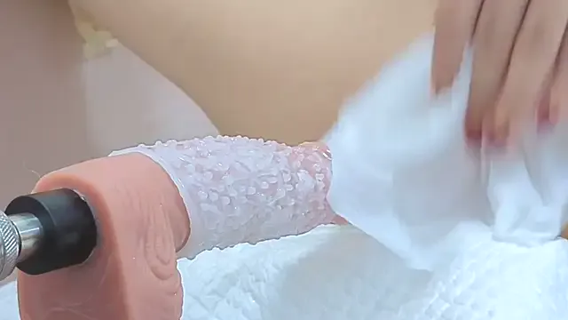 Ada_33 – webcam model profile photo Image 7