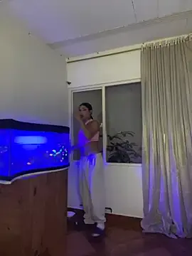 BlackSilkQueen – webcam model profile photo Image 9